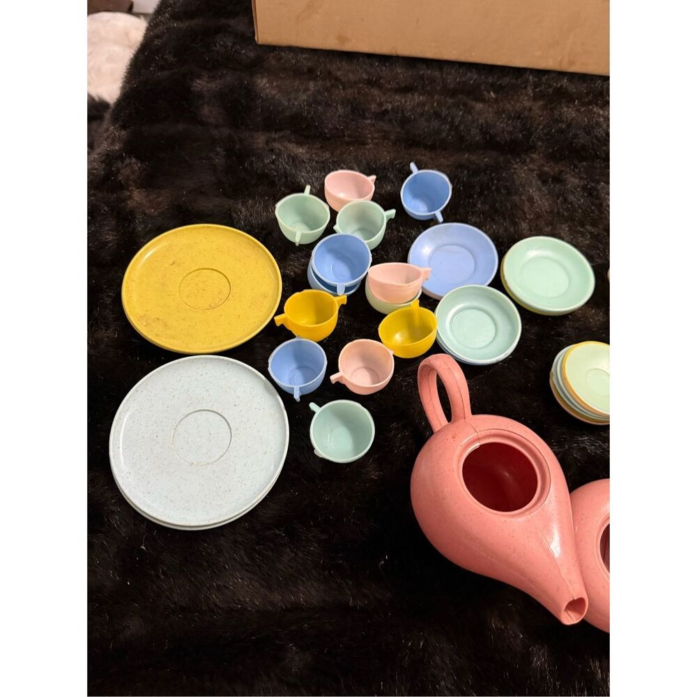 American Modern Tea Set Russel Wright Ideal Plastic Childs Toy 1950s MCM Rare